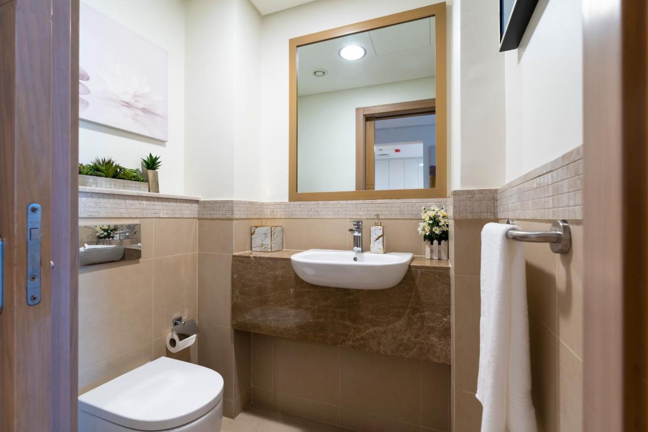 Prestige Living 1Br With Full Burj Khalifa View By Auberge 두바이 외부 사진